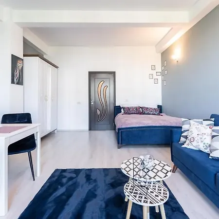 Skyline Nest - M&n Apartment