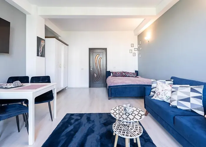 Skyline Nest - M&n Apartment